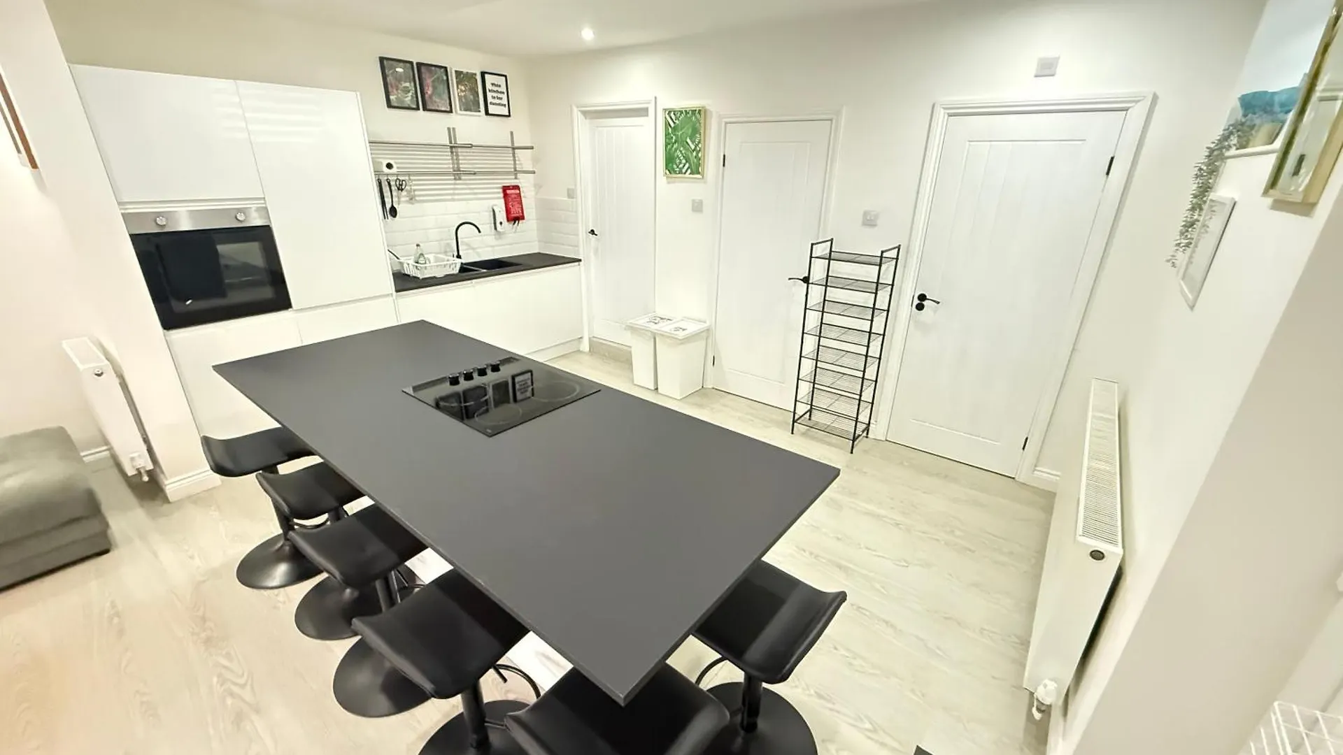 Holm From Home Sleeps 10 Blackpool Holiday home